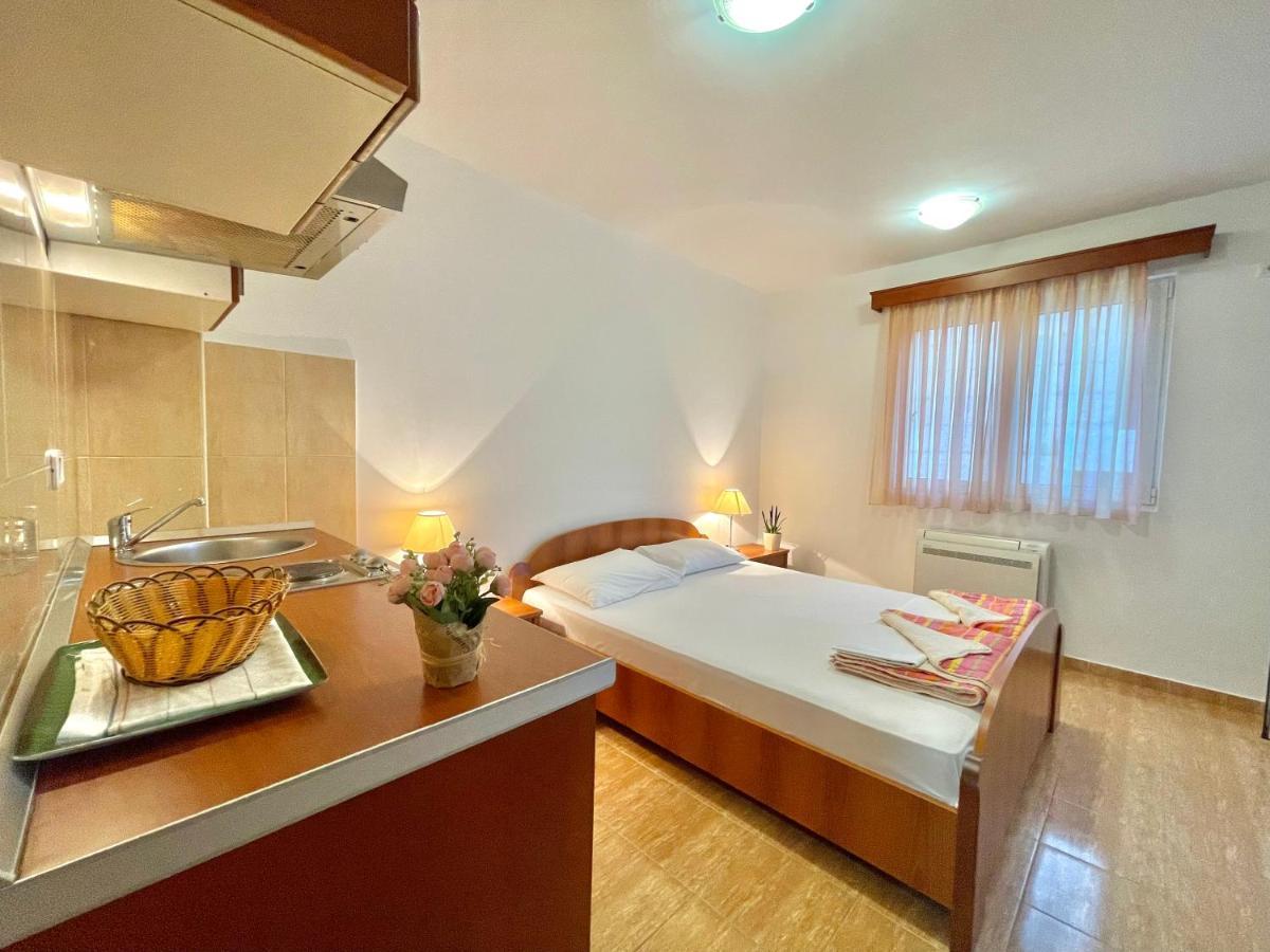 Apartments Boreta Becici Budva Luaran gambar
