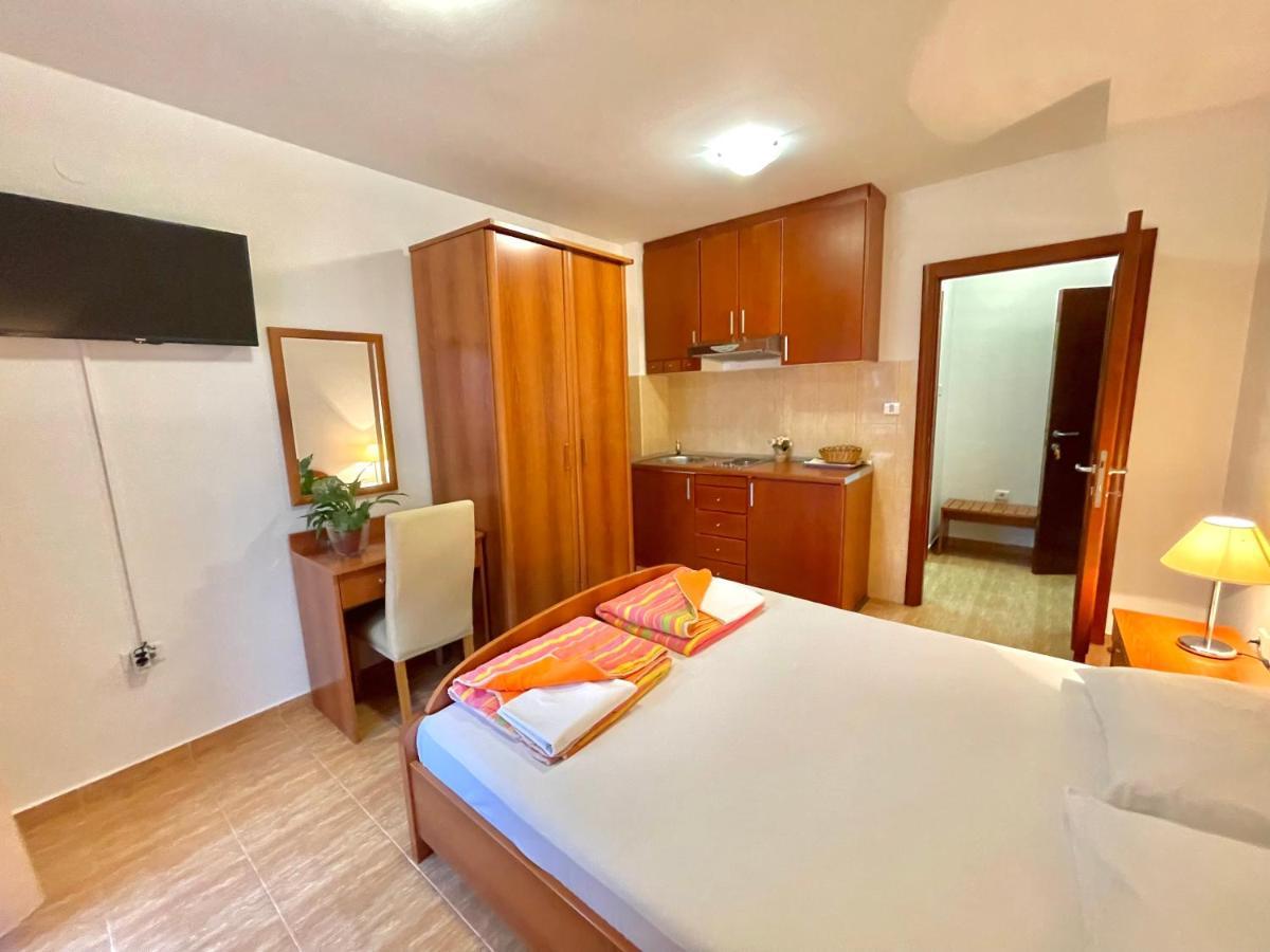 Apartments Boreta Becici Budva Luaran gambar