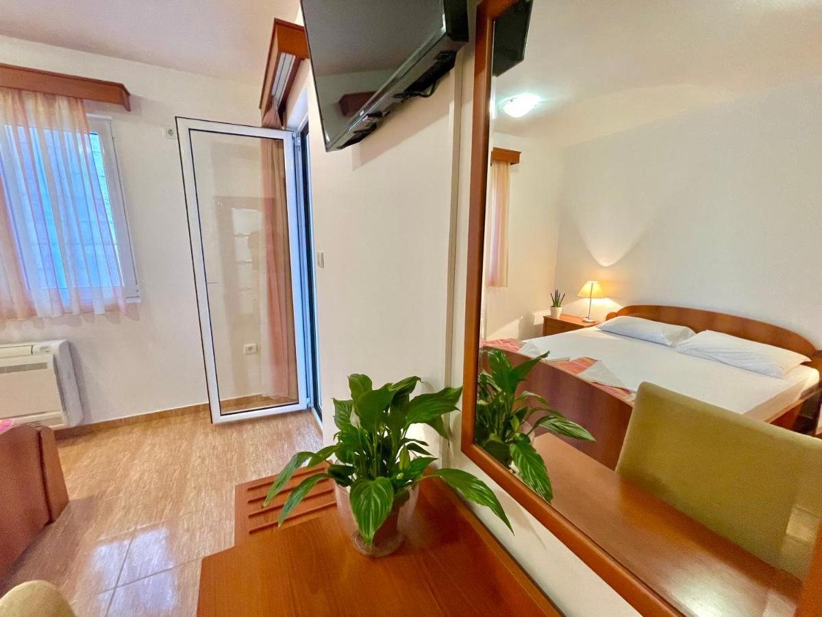 Apartments Boreta Becici Budva Luaran gambar