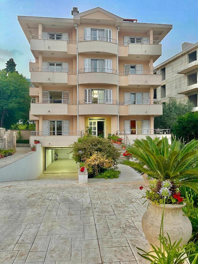 Apartments Boreta Becici Budva Luaran gambar