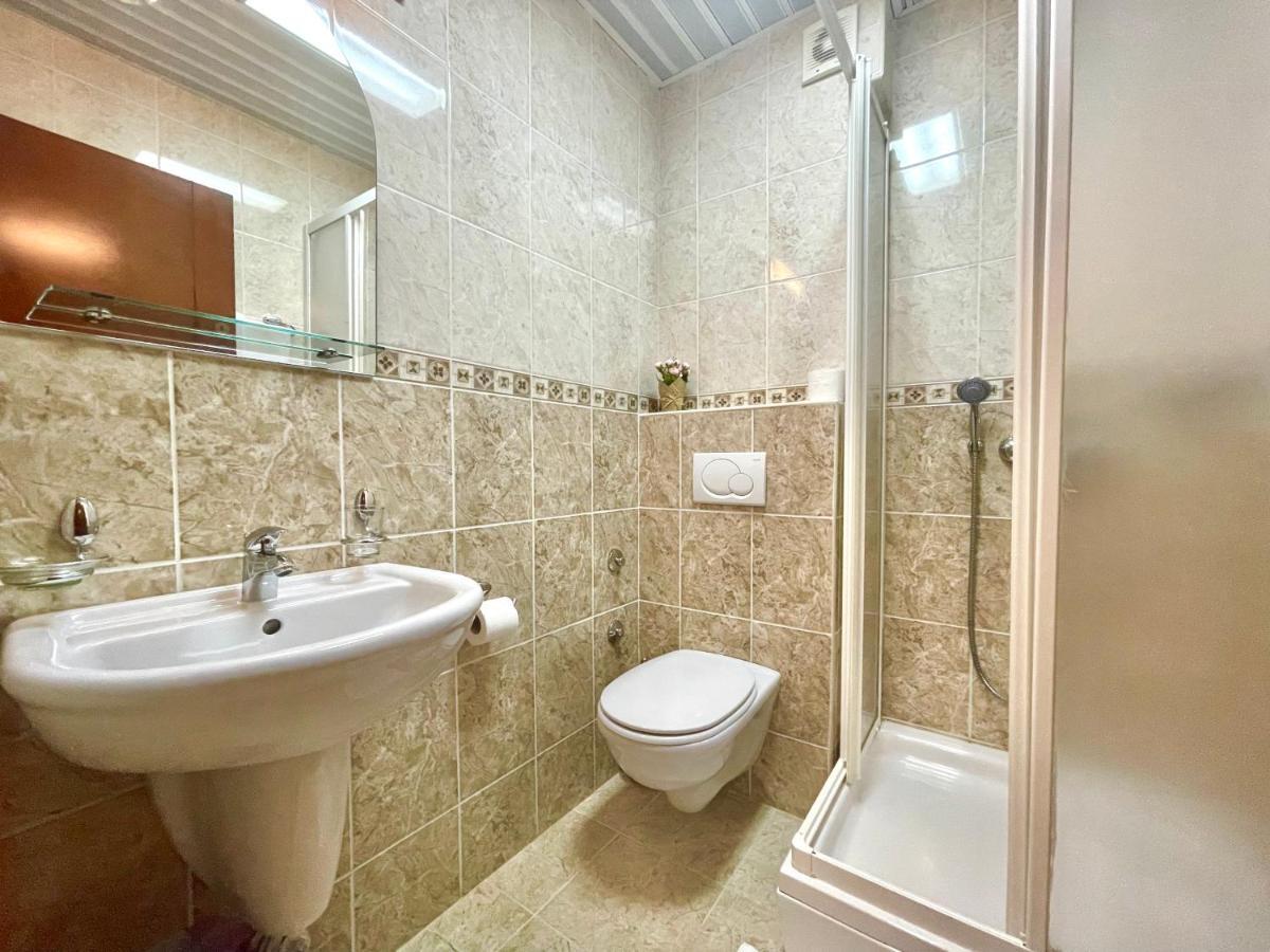 Apartments Boreta Becici Budva Luaran gambar