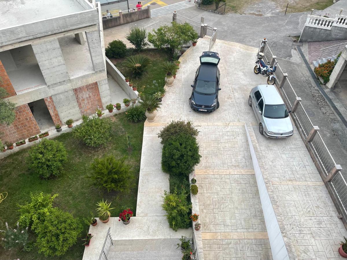 Apartments Boreta Becici Budva Luaran gambar