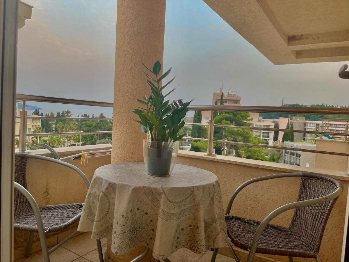 Apartments Boreta Becici Budva Luaran gambar
