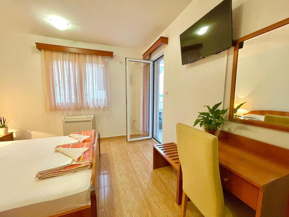 Apartments Boreta Becici Budva Luaran gambar