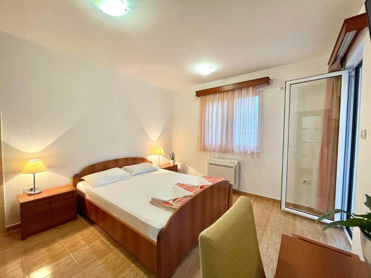 Apartments Boreta Becici Budva Luaran gambar