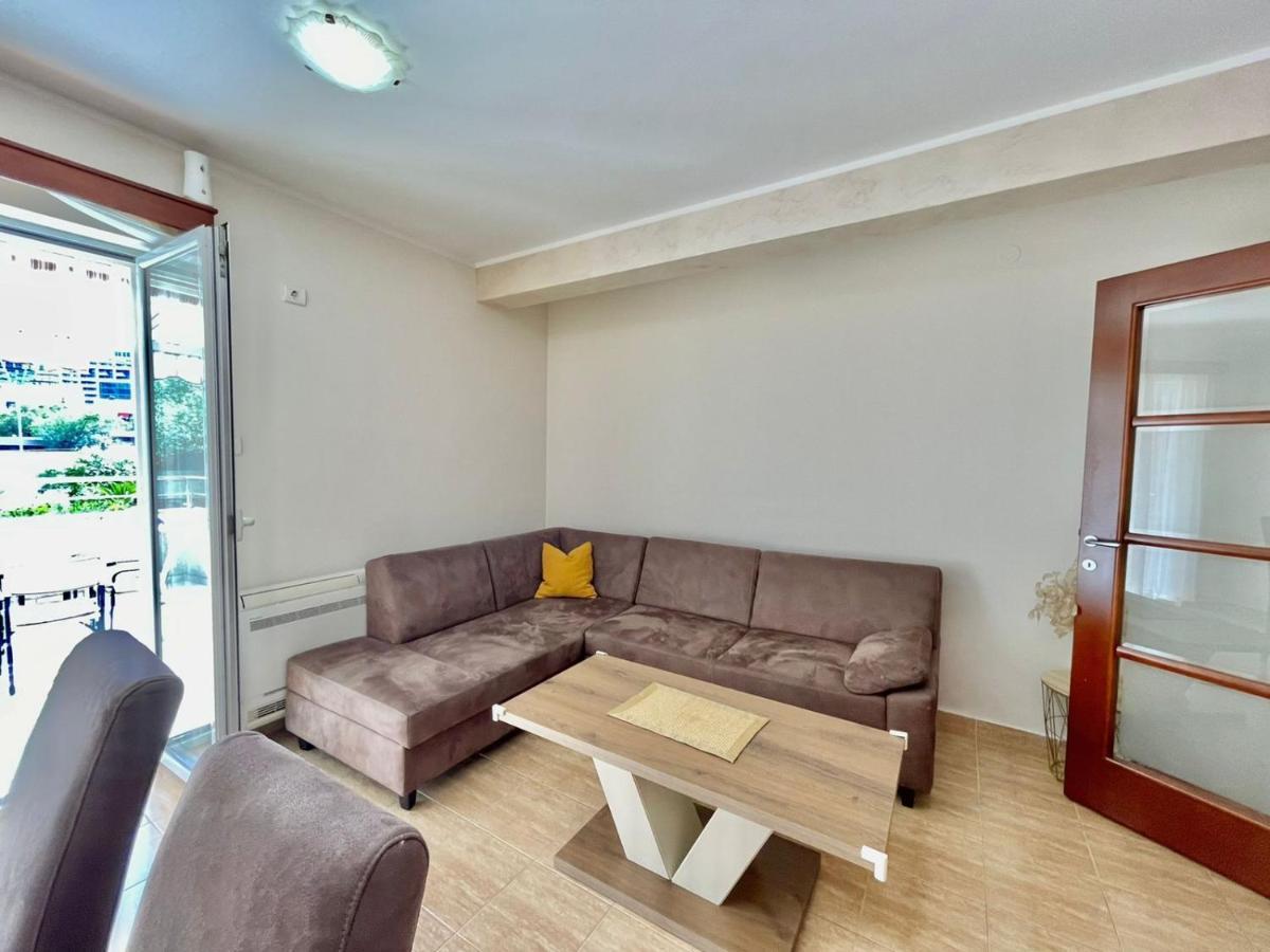Apartments Boreta Becici Budva Luaran gambar