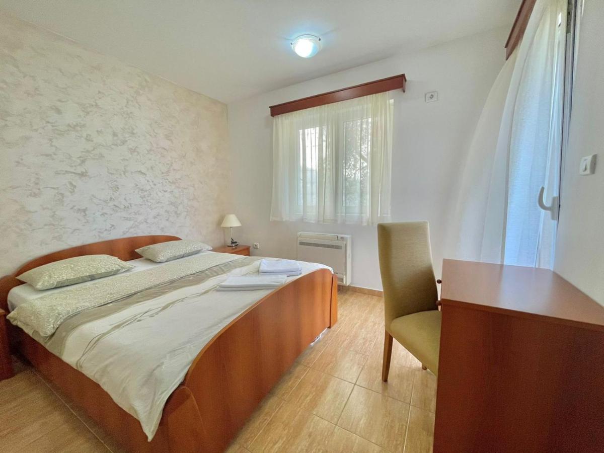 Apartments Boreta Becici Budva Luaran gambar